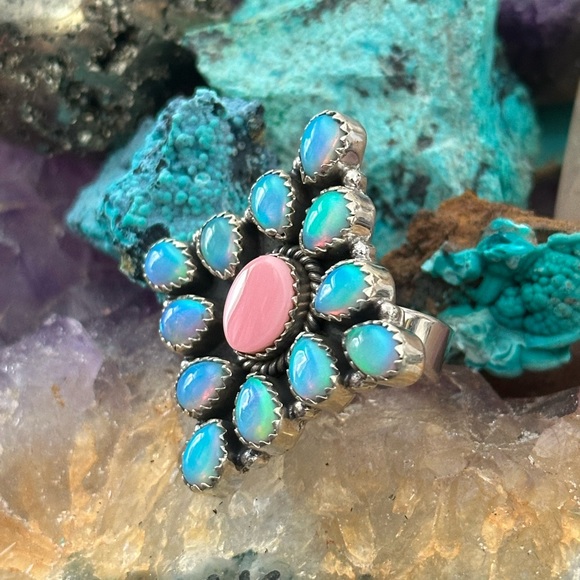 Pink queen conch aurora opal sterlin silver adjustable statement ring - Picture 2 of 12